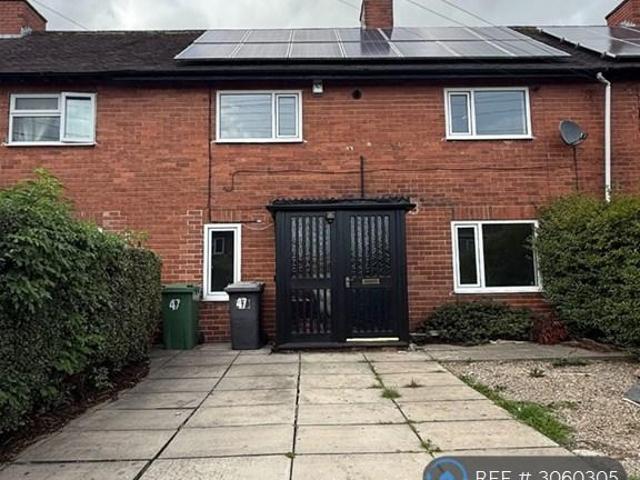 Woodsome Drive, Mirfield, WF14 3 bed terraced house to rent £925 pcm £213 pw