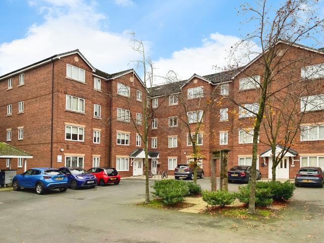 Woodsome Park, Woolton, Liverpool L25, 2 bed flat to rent, £800 pcm | PrimeLocation