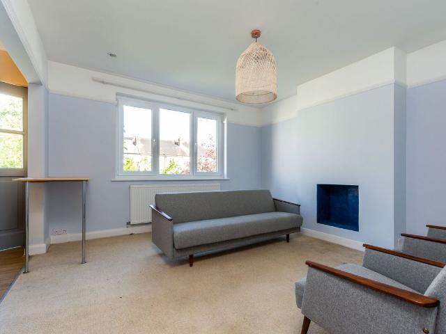 Woodside, Wimbledon, London SW19, 2 bed maisonette to rent, £2,500 pcm | PrimeLocation