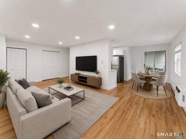 Woodside Ave Unit,danbury, Condo For Sale