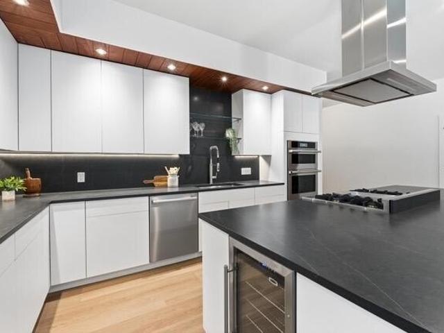 Woodside Meadow Rd, Kittery, Home For Sale