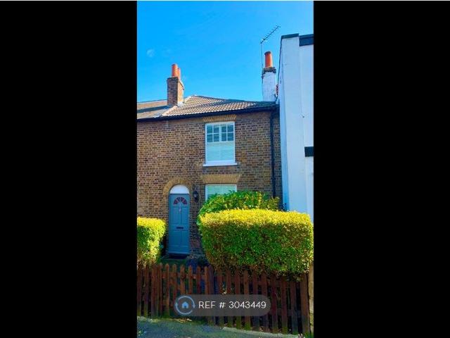Woodside Road, Sidcup DA15, 2 bed end terrace house to rent, £1,850 pcm | PrimeLocation