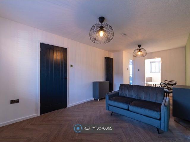 Woodstock Avenue, Nottingham NG7, 1 bed maisonette to rent, £940 pcm | PrimeLocation
