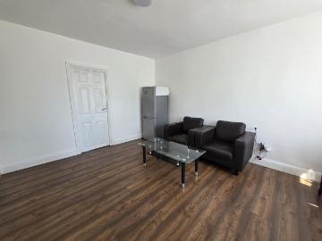 Woodstock Gardens, Hayes, UB4 3 bed terraced house to rent £2,400 pcm £554 pw