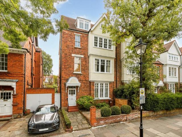 Woodstock Road, London, W4 1 bed apartment to rent £2,250 pcm £519 pw