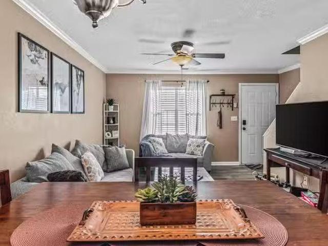 Woodstone Drive