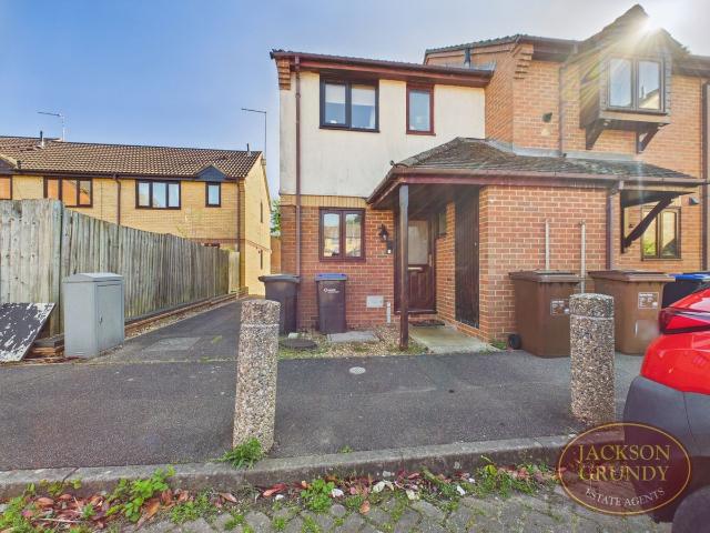Woodpecker Way, East Hunsbury NN4, 2 bed end terrace house to rent, £900 pcm | PrimeLocation