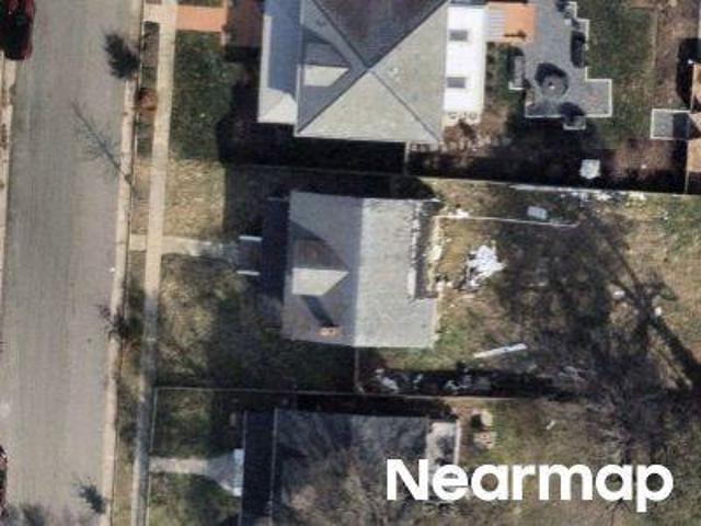 Woodrow Ave