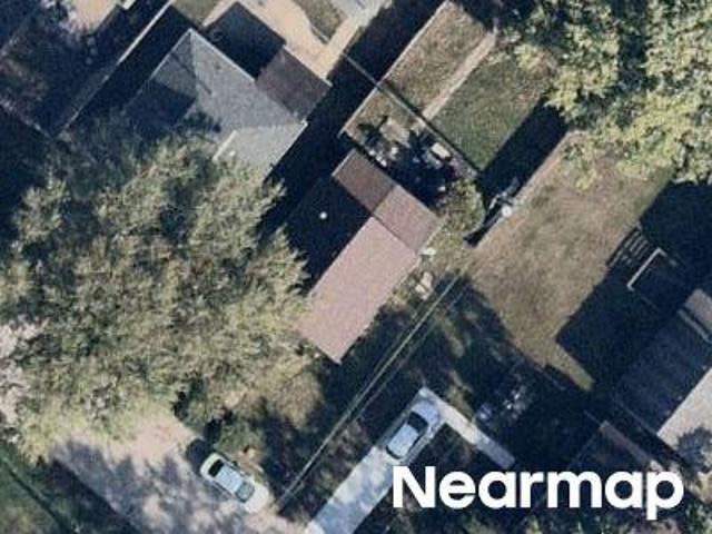 Woodrow Ave