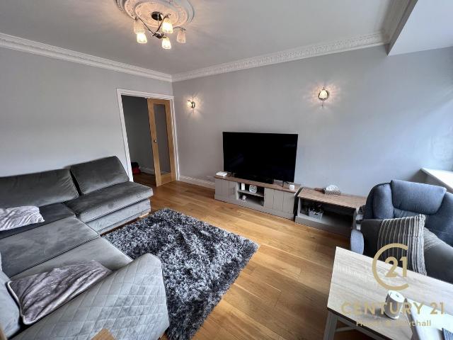 Woodrow Ave UB4, 3 bed semi detached house to rent, £2,450 pcm | PrimeLocation