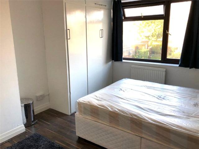 Woodrow Close, Perivale, Greenford, UB6 7HU