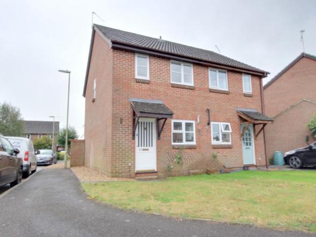 WOODROW, DENMEAD 2 bed semi detached house to rent £1,350 pcm £312 pw