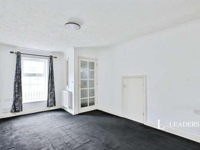 Woodrow Place, Spalding, Lincolnshire, PE11