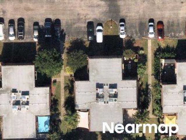 Woodrose Ct Apt 3