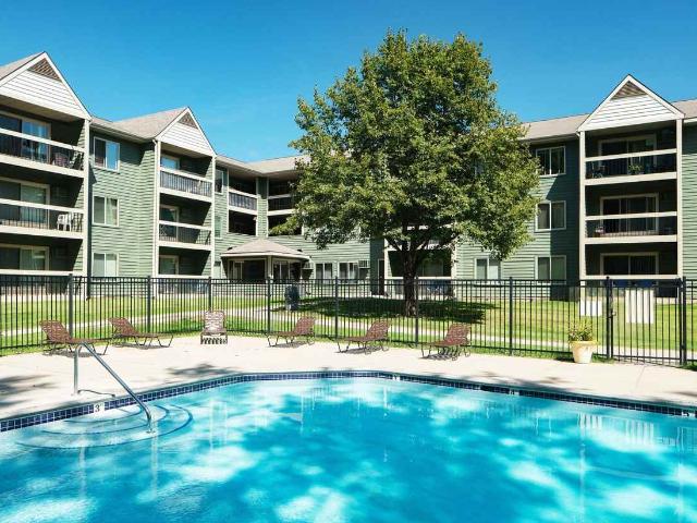 Woodridge 2 Bedroom Apartment for Rent at 3255 Coachman Rd, Eagan, MN 55121