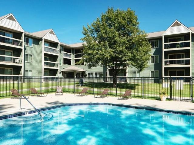 Woodridge 2 Bedroom Apartment for Rent at 3255 Coachman Rd, Eagan, MN 55121