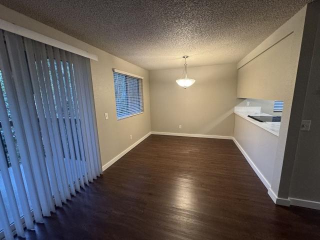 Woodridge Apartments 1 Bedroom Apartment for Rent at 21010 83rd Ave W, Edmonds, WA 98026