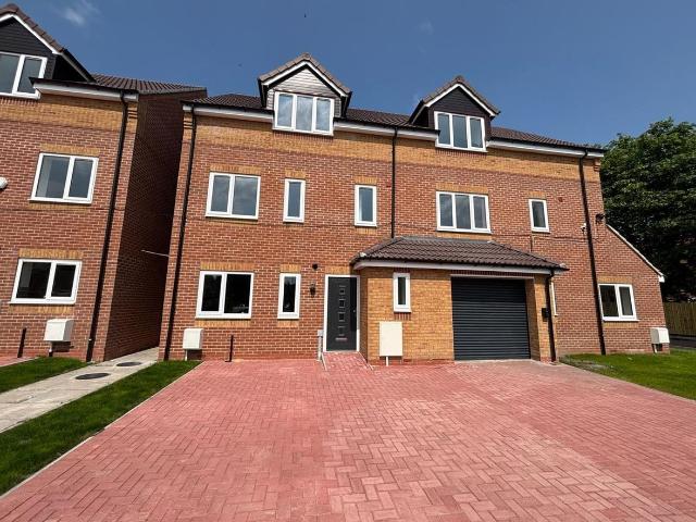 Woodwards Road, Walsall WS2, 5 bed property to rent, £2,300 pcm | PrimeLocation