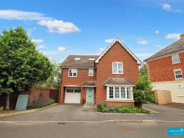 Woodthorne Close, Tilehurst RG31, 5 bed detached house to rent, £2,500 pcm | PrimeLocation