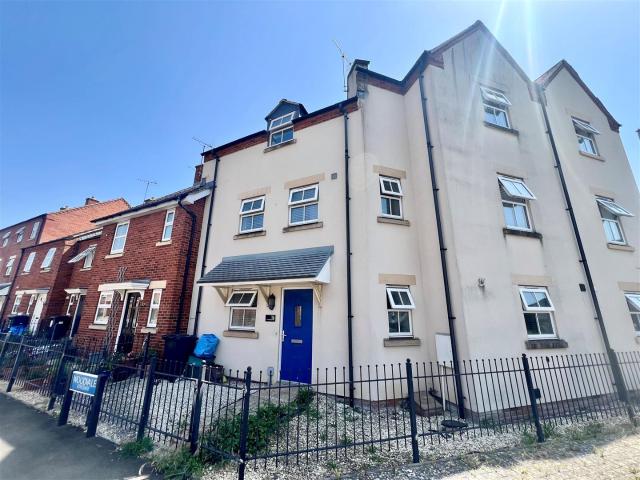 Woodvale Kingsway, Quedgeley | Sure Sales & Lettings Cheltenham