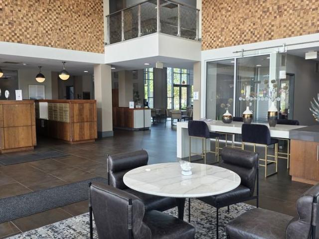 Woodview Apartments 847 236 1000 2 Bedroom Apartment for Rent at 15 Parkway North Boulevard Ofc, Deerfield, IL 60015