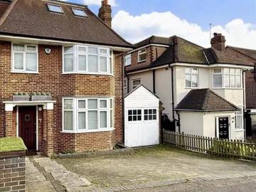 Woodville Road, Barnet Vale, London, EN5 5NJ, United Kingdom | 5 bed house for rent #136494907 | Rentberry