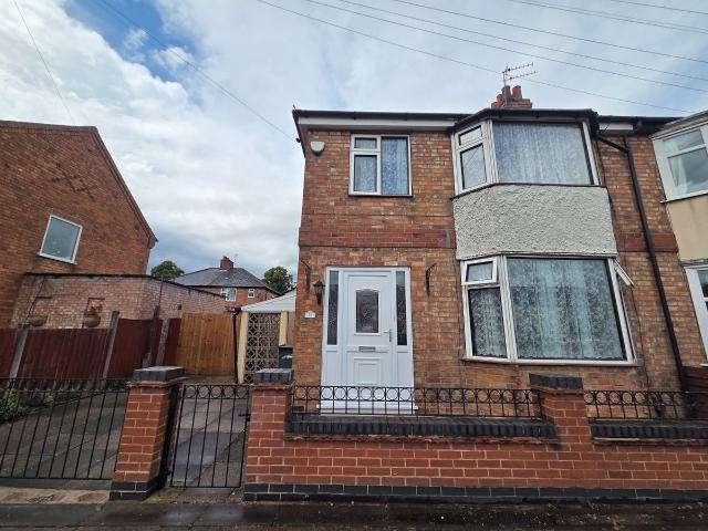 Woodville Road, Leicester LE3, 3 bed semi detached house to rent, £1,400 pcm | PrimeLocation