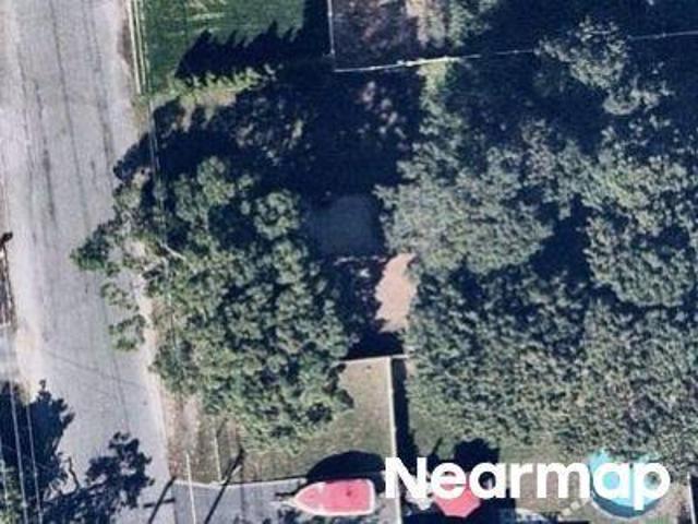 Woodycrest Dr