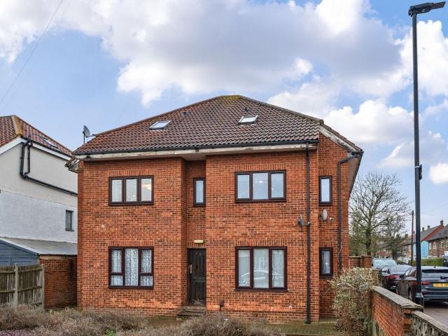 Woolacombe Road, London SE3, 1 bed flat to rent, £1,400 pcm | PrimeLocation