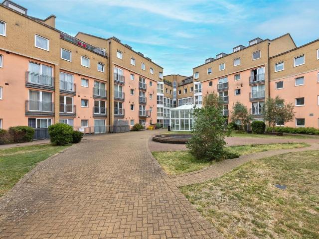Wooldridge Close, Feltham TW14, 2 bed flat to rent, £1,650 pcm | PrimeLocation
