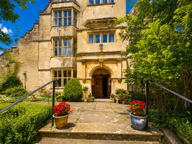 Woollas Hall, Eckington, Pershore WR10, 1 bed property to rent, £1,300 pcm | PrimeLocation
