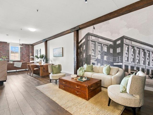 WOOLSTORE DREAM LOCATION SPACE, LOCATION & TENERIFFE LIFESTYLE