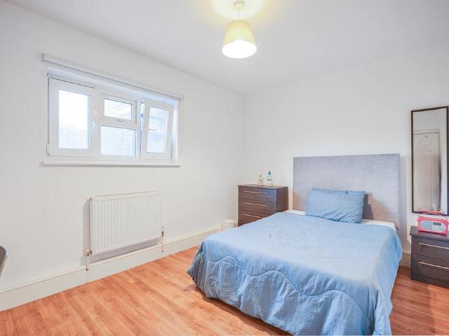 Woolridge Way 4 bed flat share to rent £1,000 pcm £231 pw