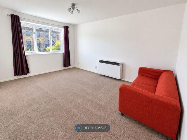 Woolwich Dockyard, London SE18, 1 bed flat to rent, £1,500 pcm | PrimeLocation