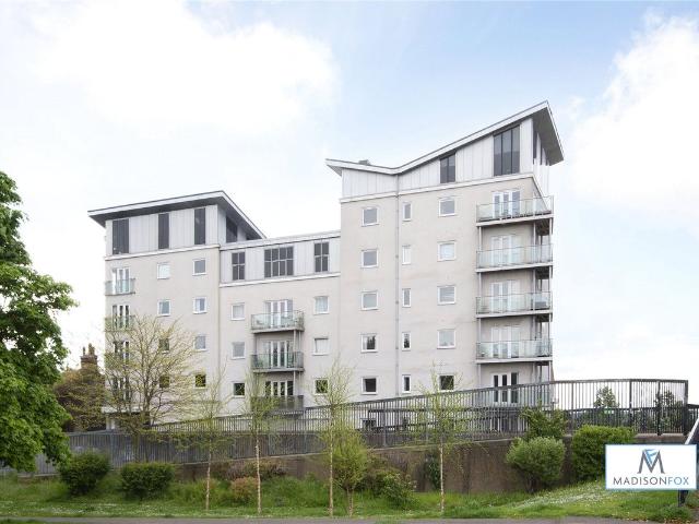 Woolwich Manor Way, London E16, 1 bed flat to rent, £1,500 pcm | PrimeLocation