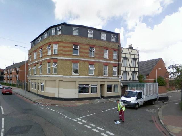 Woolwich Manor Way, London E16, Studio to rent, £1,300 pcm | PrimeLocation