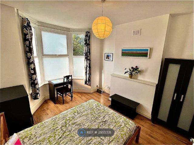 Woolwich Road, London SE7, 5 bed terraced house to rent, £3,950 pcm | PrimeLocation