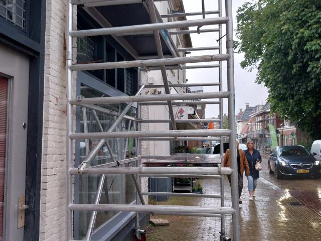 woon huis met veel mogelijk heden, kan ook de winkel in eere herstelen