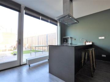 Olland, Meierijstad, Noord-Brabant - IUitgeruste keuken