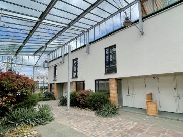 Woonhuis Hugo de Vries Serre te huur in Amersfoort | NederWoon