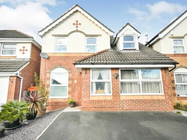 Woburn Close, Swindon SN25, 3 bed detached house to rent, £1,600 pcm | PrimeLocation