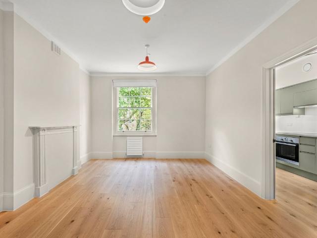 Woburn Square, Bloombury WC1H, 1 bed flat to rent, £3,200 pcm | PrimeLocation