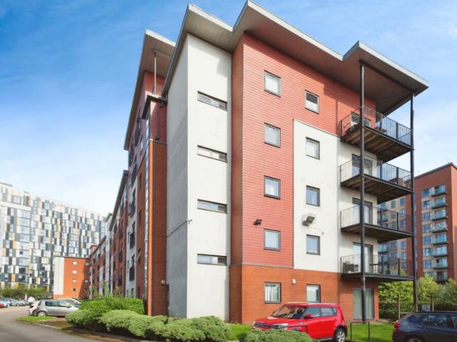 Woden Street, Salford M5, 3 bed flat to rent, £1,800 pcm | PrimeLocation