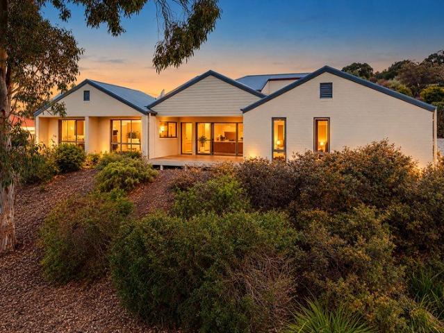 WODONGA Effortless Living in a Beautifully Established Setting