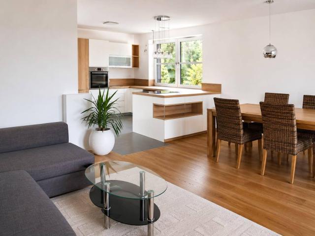 Wohlfühl 2 Zimmer Wohnung mit Terrasse & Garten in Reith bei Seefeld