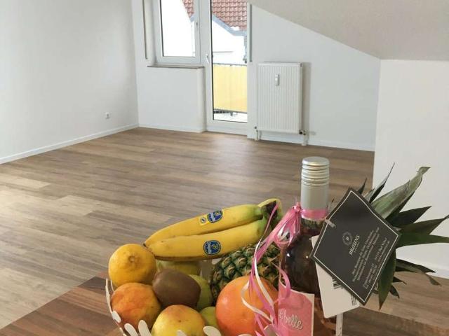 Wohlfühloase im Herzen von Bad Vilbel Neues Bad, Einbauküche & Tiefgaragenstellplatz
