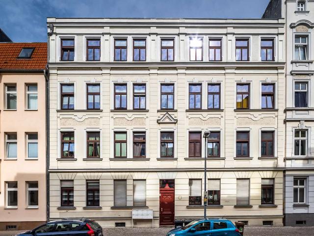 Wohlfühlen in begehrter Lage mit Balkon und Wannenbad