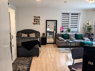 Etagenwohnung zur Miete in Seelberg - Garten
