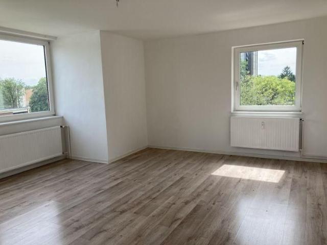 Wohlfühlwohnung mit Badewanne und viel Tageslicht