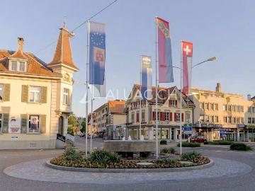 WOHN & GESCHÄFTSHAUS IM ZENTRUM